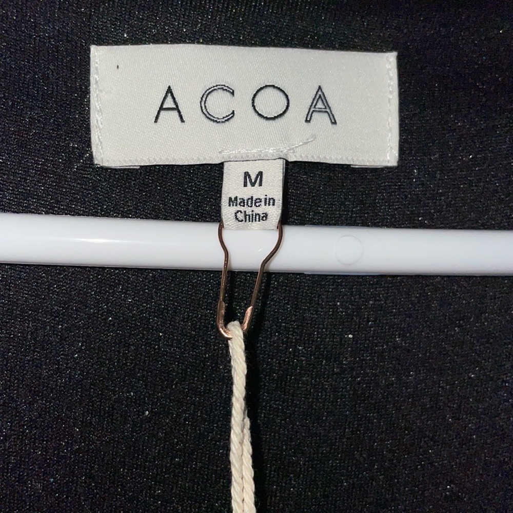Acoa Top - Picture 3 of 4